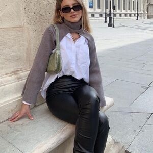 Zara Ribbed arm warmer Turtleneck sweater bloggers favorite